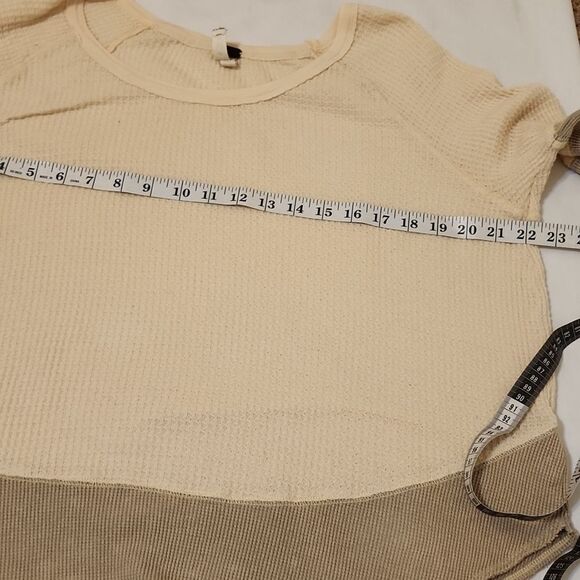 - Free people, cream and tan color block waffle knit, formal sweatshirt me… - Picture 5 of 8